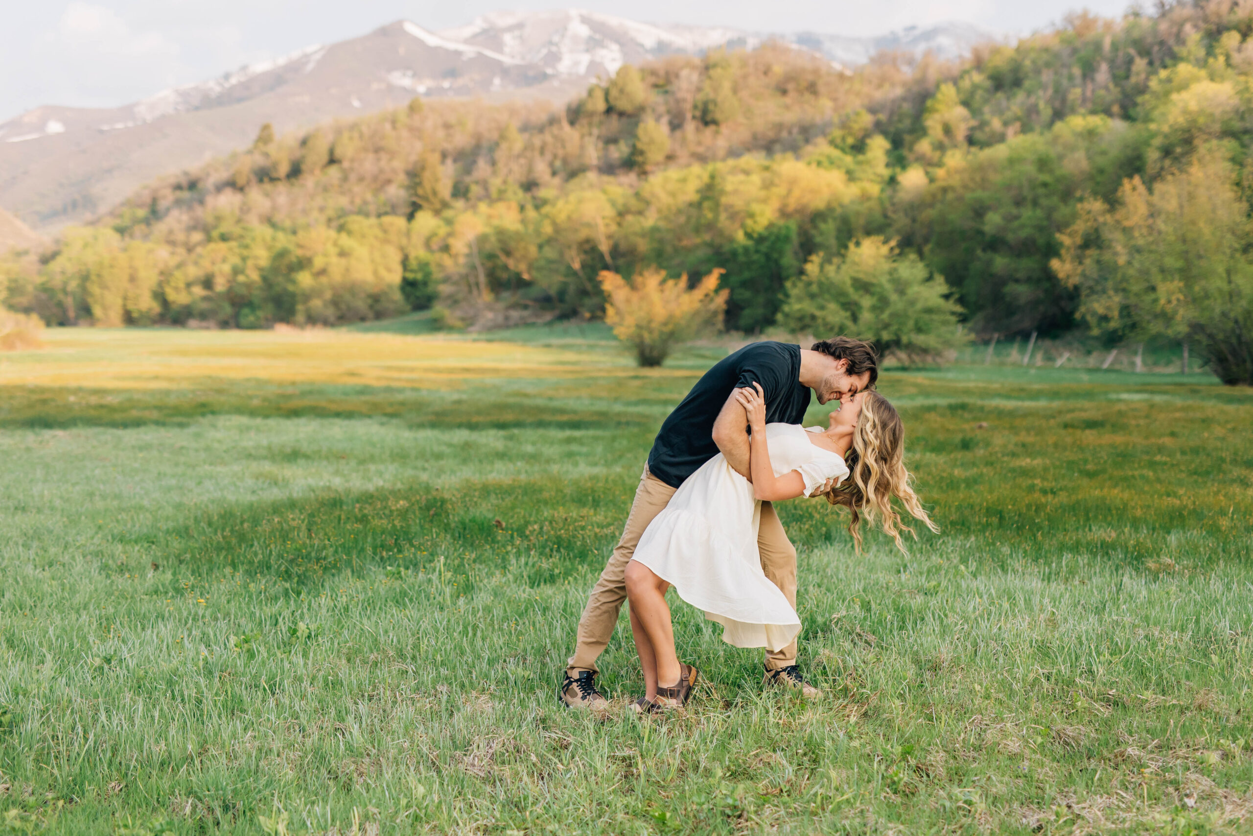 Check out this gorgeous spring Engagement Session at Big Springs Park in Provo canyon! This Utah couple is stunning and great insporation for engagement photos.