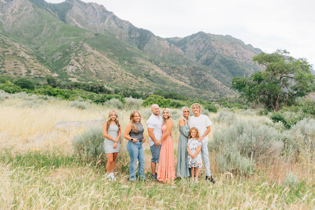 Check out these stunning family photos at the gorgeous Lambert Park in Alpine, Utah. These family photos are breathtaking. 